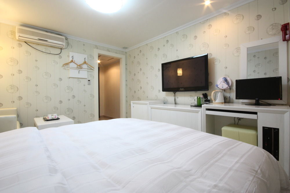 Gallery Tourist Hotel Cheongju Exteriör bild