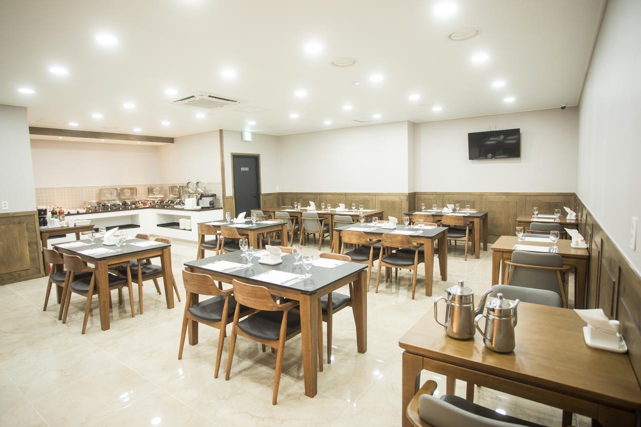 Gallery Tourist Hotel Cheongju Exteriör bild