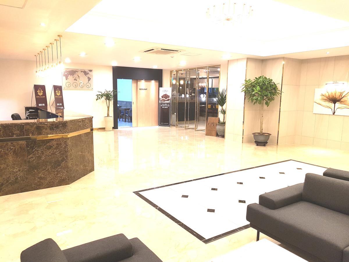 Gallery Tourist Hotel Cheongju Exteriör bild